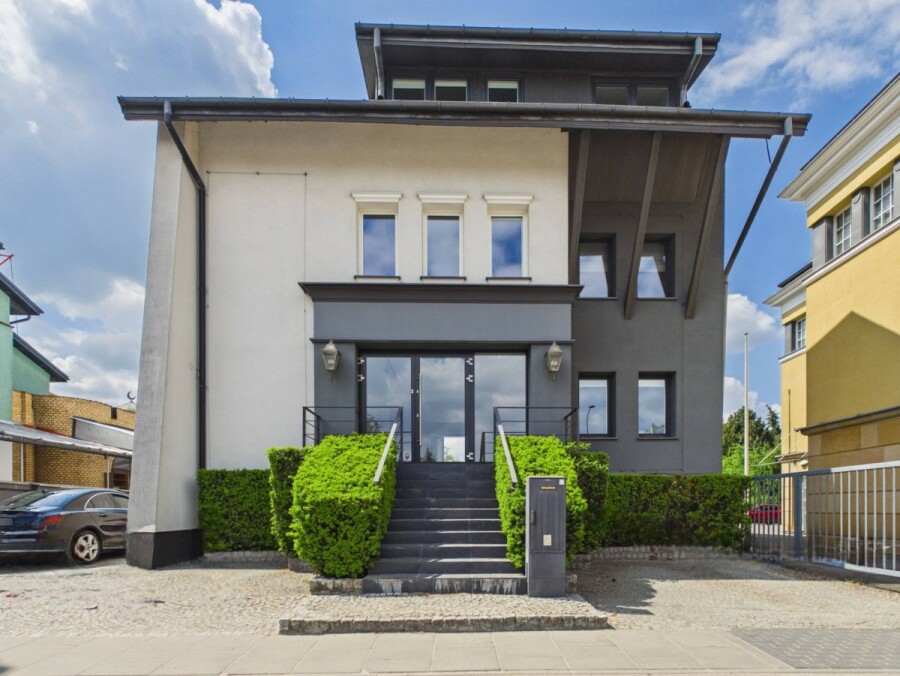 Warszawa, Mokotów, 320m2, 12 pokoi, ogród, biuro, showroom, Wilanów