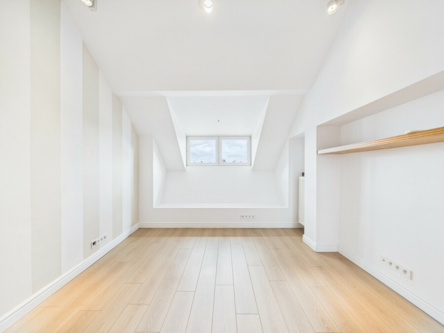Warszawa, Mokotów, Wiertnicza, 320m2, 12 pokoi, ogród, biuro, showroom, Wilanów