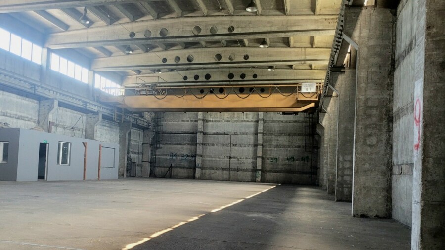 Warszawa, Targówek Utrata, Łubinowa, Betonowa hala z suwnicą do wynajęcia na Targówku!