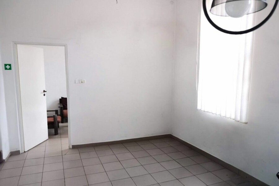 Warszawa, Targówek, Franciszka Groëra, Trzykondygnacyjny Budynek 507 m² - Atrakcyjna Cena