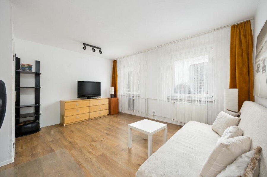 Warszawa, Praga-Południe, Janusza Meissnera, 4 pokoje 84,7 m² Gocław do remontu