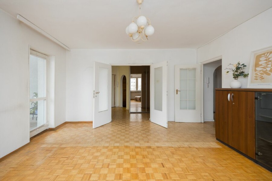 Warszawa, Praga-Południe, Janusza Meissnera, 4 pokoje 84,7 m² Gocław do remontu