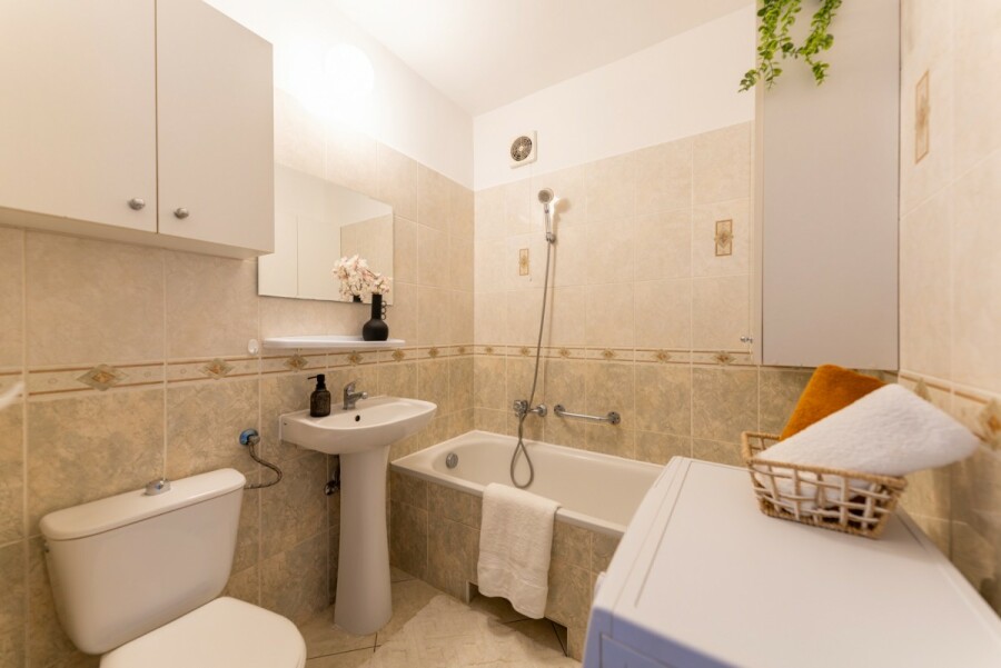 Warszawa, Ochota Filtry, Nowogrodzka, 2 pokoje w centrum Warszawy|CISZA, ZIELEŃ, BALKON|
