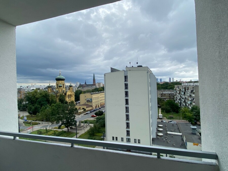 Warszawa, Praga-Północ, Mieszkanie przy metrze z widokiem na cerkiew