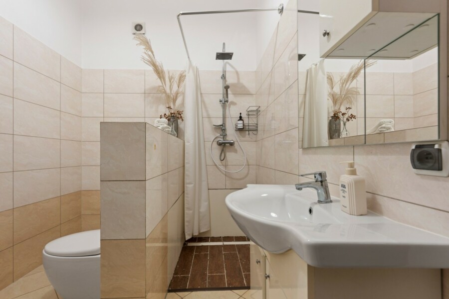 Warszawa, Wesoła, Nizinna, Dom 225 m2 - 5 pokoi/garderoba/siłownia - Wesoła