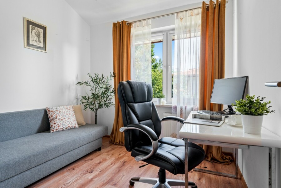 Warszawa, Wesoła, Nizinna, Dom 225 m2 - 5 pokoi/garderoba/siłownia - Wesoła