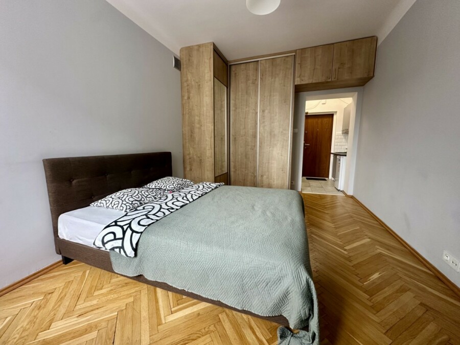 Warszawa, Śródmieście Muranów, Gen. Władysława Andersa, Muranów Śródmieście Kawalerka 22m2 Kamienica Winda