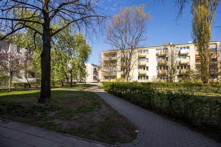 Warszawa, Śródmieście, Ciasna, Cicha kawalerka na Nowym Mieście