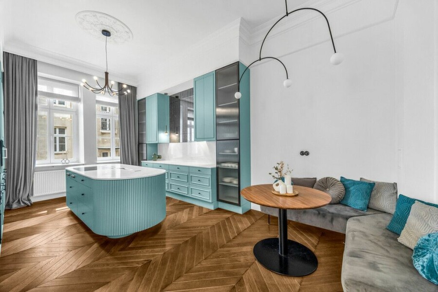 Warszawa, Śródmieście, Aleje Jerozolimskie, Luksusowy Apartament w Zabytkowej Kamienicy.