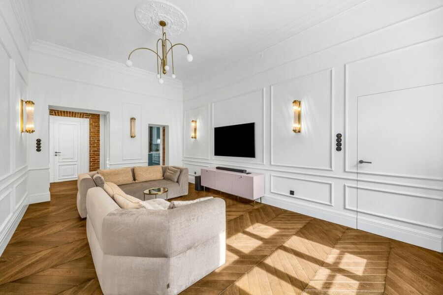 Warszawa, Śródmieście, Aleje Jerozolimskie, Luksusowy Apartament w Zabytkowej Kamienicy.
