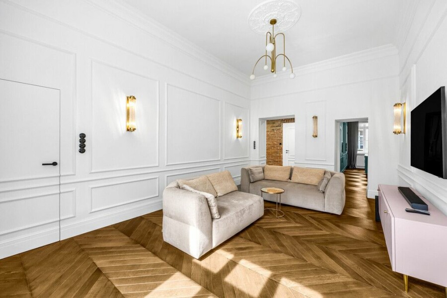 Warszawa, Śródmieście, Aleje Jerozolimskie, Luksusowy Apartament w Zabytkowej Kamienicy.