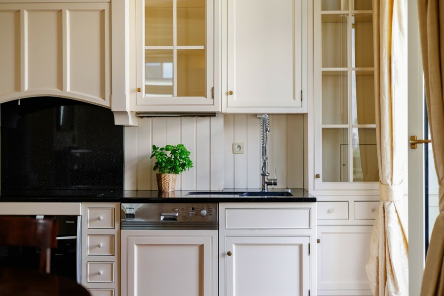 Warszawa, Śródmieście, Aleja Róż, Stylowy Apartament Przy Alei Róż | 3 pokoje