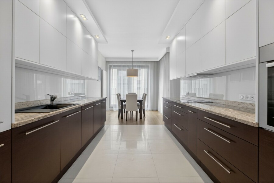 Warszawa, Wilanów, Kazachska, 108 m² Wilanów | 3 pokoje, 2 łazienki, 2 garaże