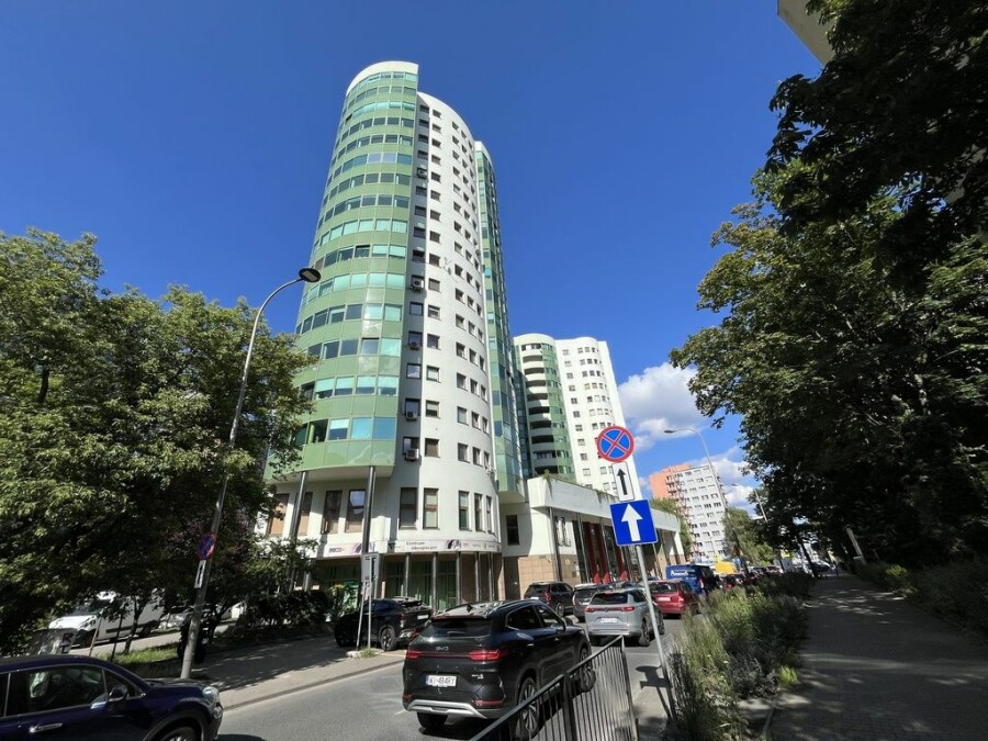 Warszawa, Ochota, Juliana Ursyna Niemcewicza, Przestrzeń i światło na Starej Ochocie