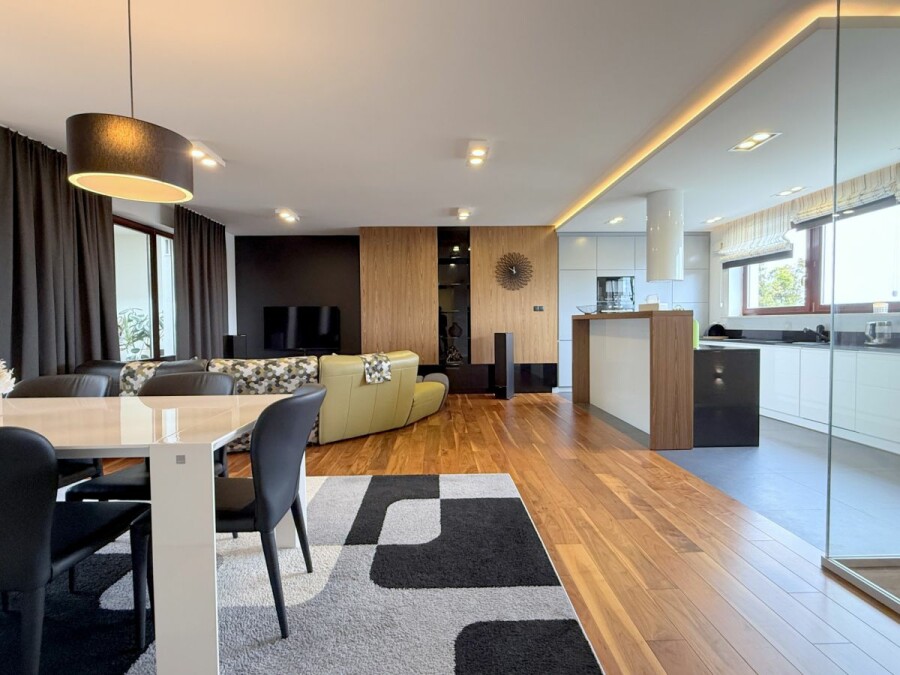 Warszawa, Wilanów, Piękny apartament 148 m² z ogrodem zimowym 34 m²