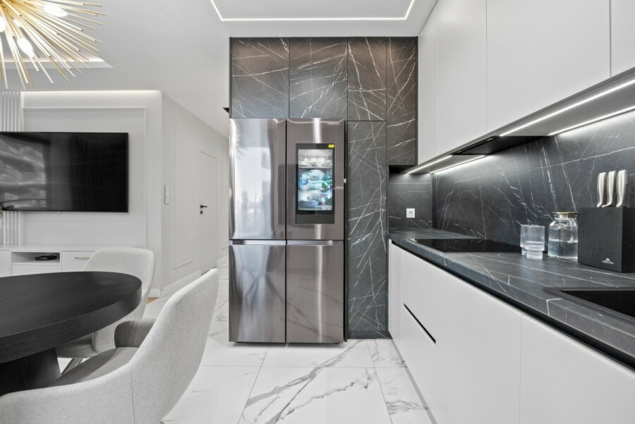 Warszawa, Wola, Marcina Kasprzaka, 3 pokojowy apartament premium 80 m² z 2 balkonami