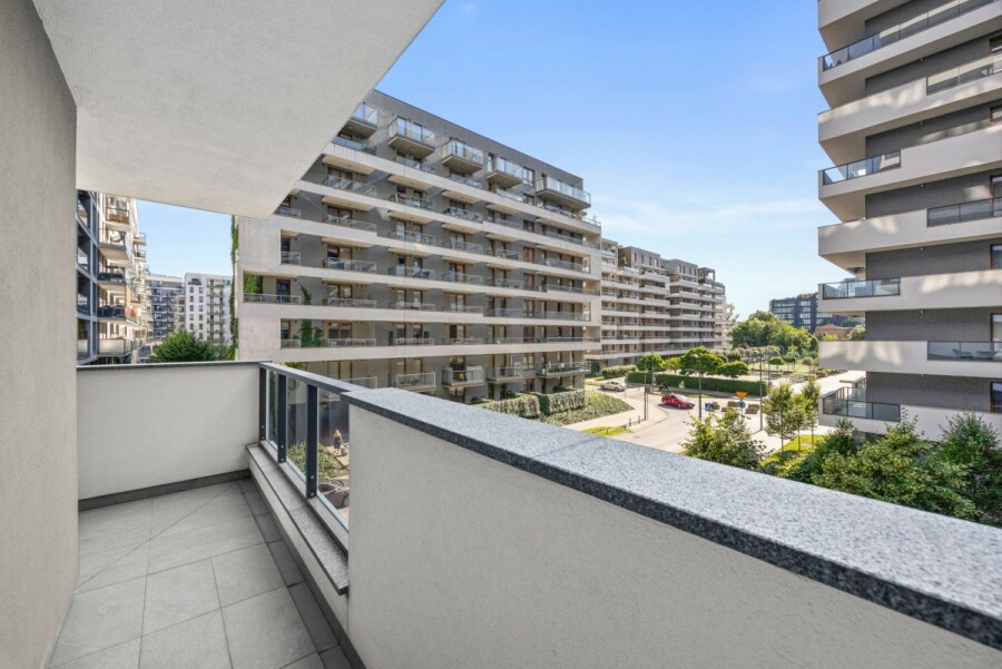 Warszawa, Wola, Marcina Kasprzaka, 3 pokojowy apartament premium 80 m² z 2 balkonami