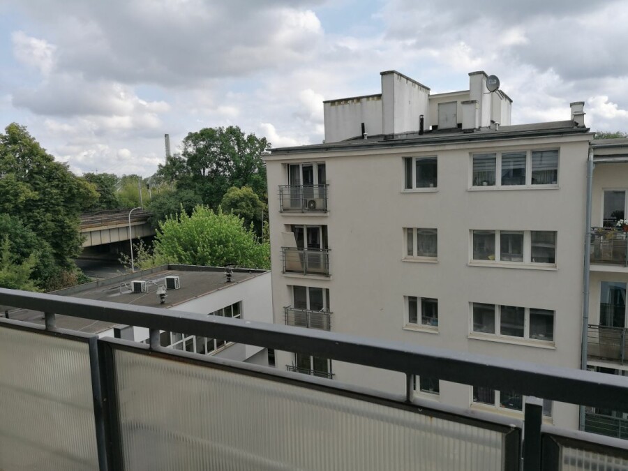 Warszawa, Śródmieście Powiśle, Św. Franciszka Salezego, Kawalerka na Powiślu
