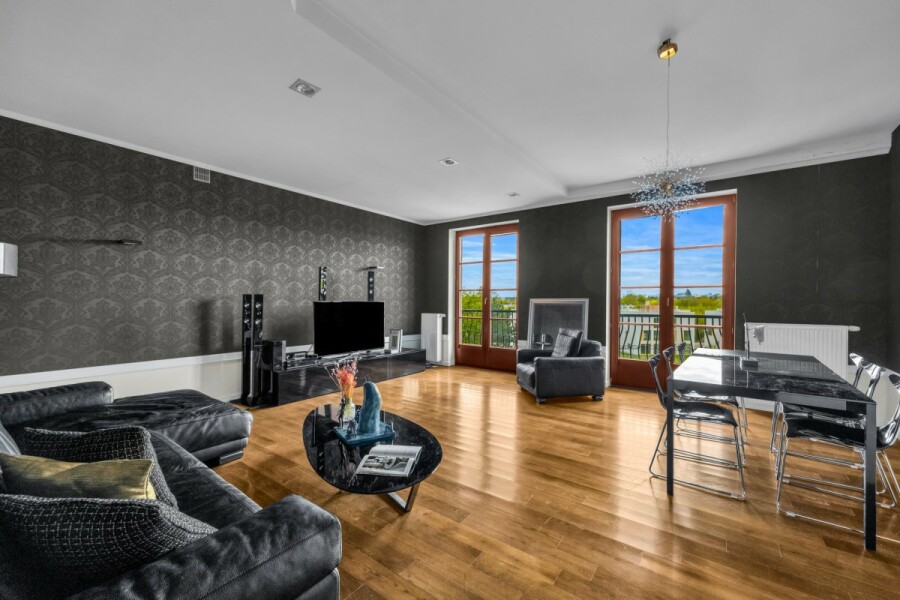 Warszawa, Mokotów Stegny, Leszczyny, Nowoczesny apartament 4-pokojowy na Mokotowie