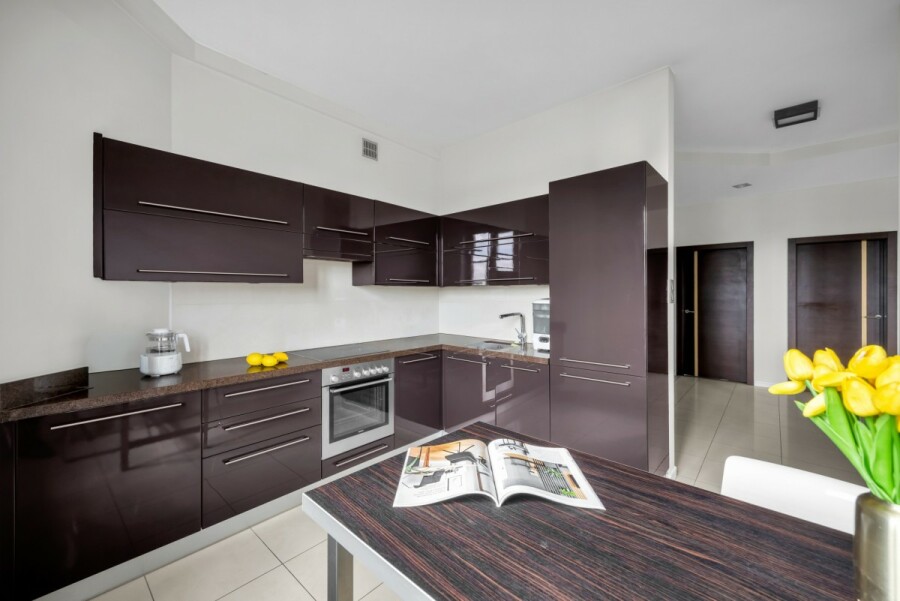 Warszawa, Mokotów Stegny, Leszczyny, Nowoczesny apartament 4-pokojowy na Mokotowie