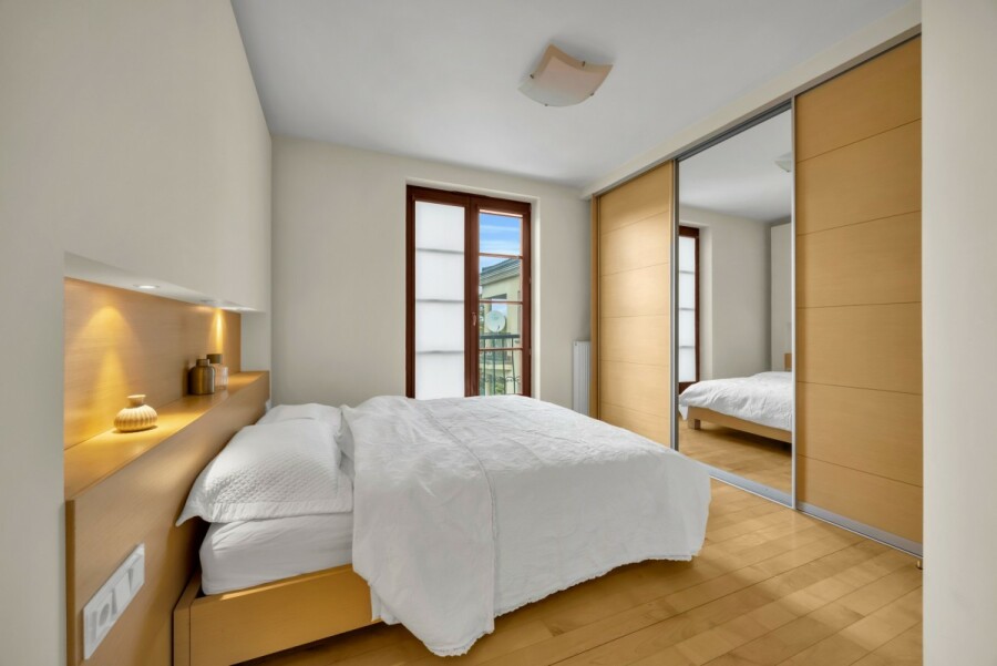 Warszawa, Mokotów Stegny, Leszczyny, Nowoczesny apartament 4-pokojowy na Mokotowie
