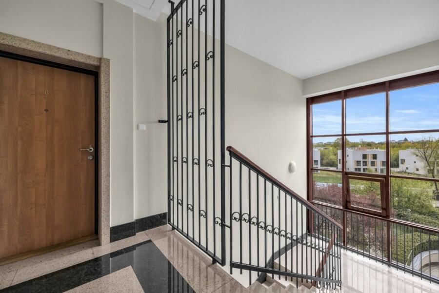 Warszawa, Mokotów Stegny, Leszczyny, Nowoczesny apartament 4-pokojowy na Mokotowie