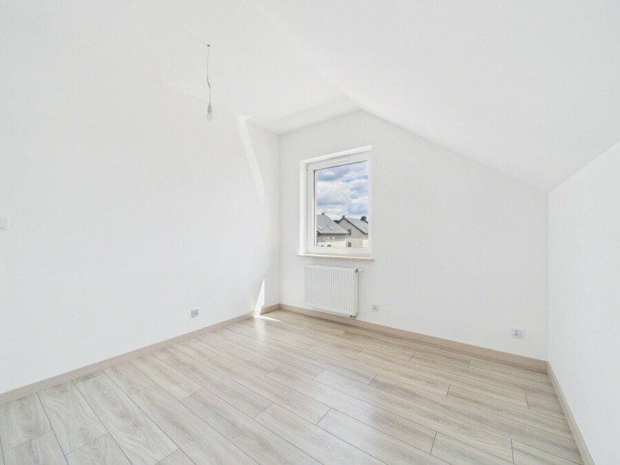 powiat wołomiński, Radzymin, Kwitnąca, Dwa niezależne mieszkania w jednym! 120,81 m².