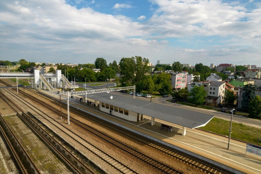 Warszawa, Praga-Południe, Józefa Chłopickiego, Dwupoziomowe 3 pokoje Plac Szembeka PKP Metro 2029
