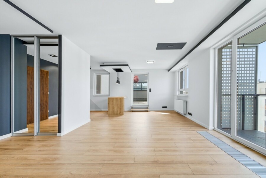 Warszawa, Mokotów, Cybernetyki, Świeżo wykończony apartament Wysokie piętro