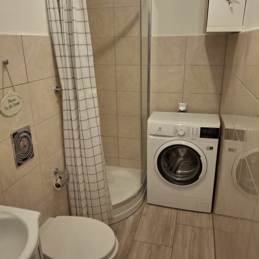 Warszawa, Mokotów, Antoniego Józefa Madalińskiego, Stary Mokotów Madalińskiego blisko Metra