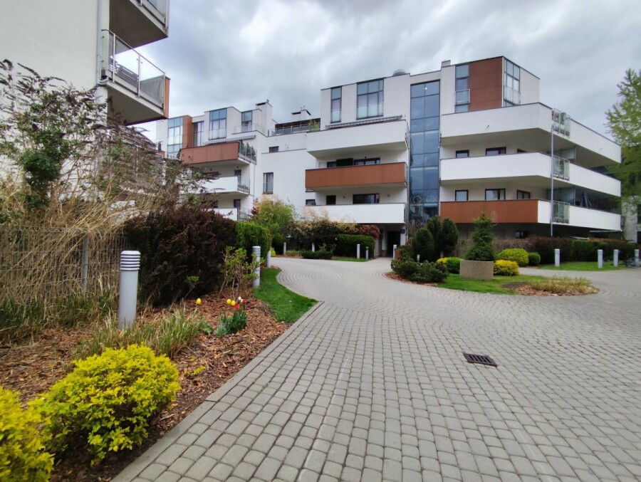 Warszawa, Wilanów, Sarmacka, 2 pokoje z balkonem od południa | Wilanów | garaż