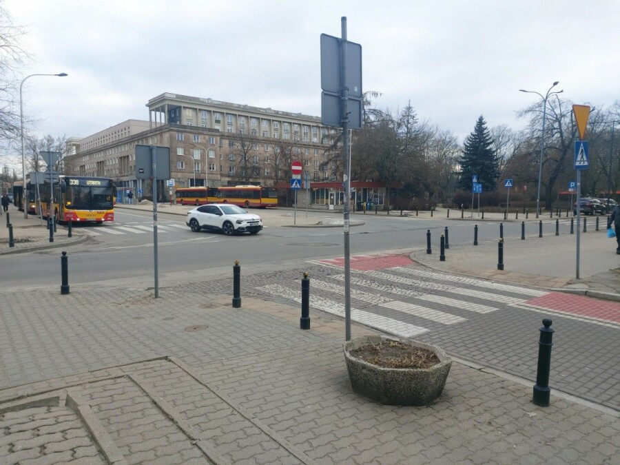 Warszawa, Praga, Władysława Skoczylasa, Rozkładowe, ciche 3 pokojowe przy Placu Hallera