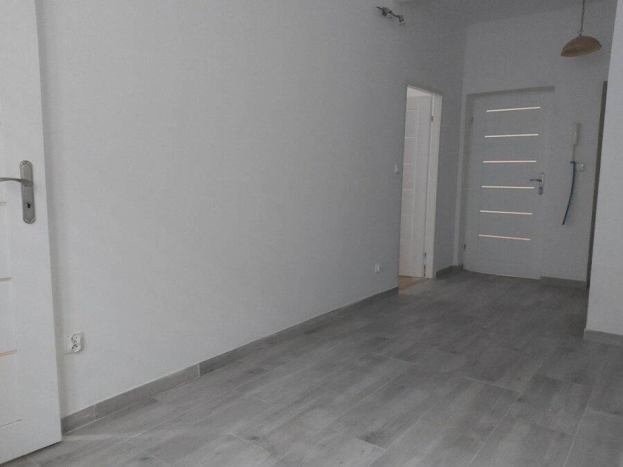 Warszawa, Praga, Władysława Skoczylasa, Rozkładowe, ciche 3 pokojowe przy Placu Hallera