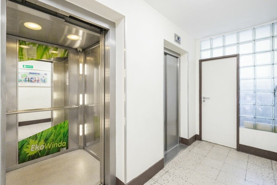 Warszawa, Śródmieście, Smolna, Smolna-Śródmieście-2 pokoje-Kultowy Młotek- 35 m²