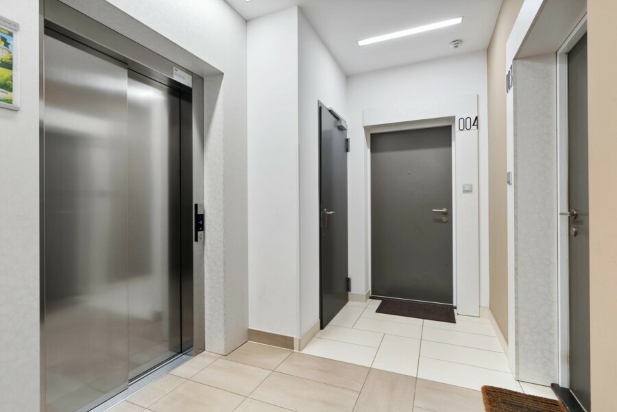 Warszawa, Ursynów, Złoty Potok, penthouse | taras 50m2 | trzystronna ekspozycja