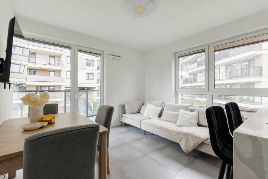 Warszawa, Praga-Południe Gocław, Celownicza, 3 pokoje | salon z aneksem | 2 łazienki, balkon | 