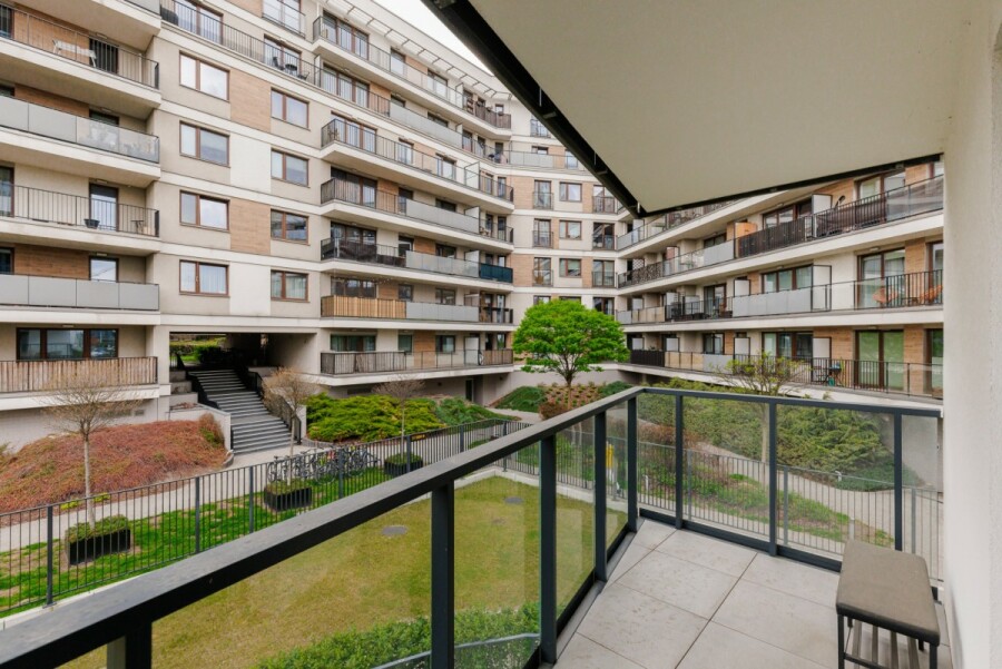 Warszawa, Praga-Południe Gocław, Celownicza, 3 pokoje | salon z aneksem | 2 łazienki, balkon | 