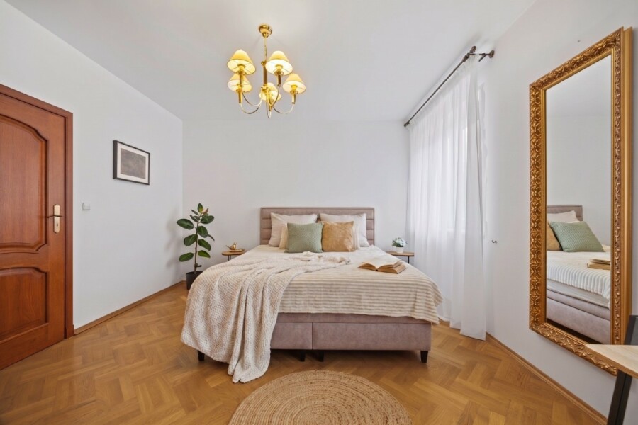 Warszawa, Ochota, Opaczewska, Przestrzeń domu, wygoda miasta! 125 m² przy parku.
