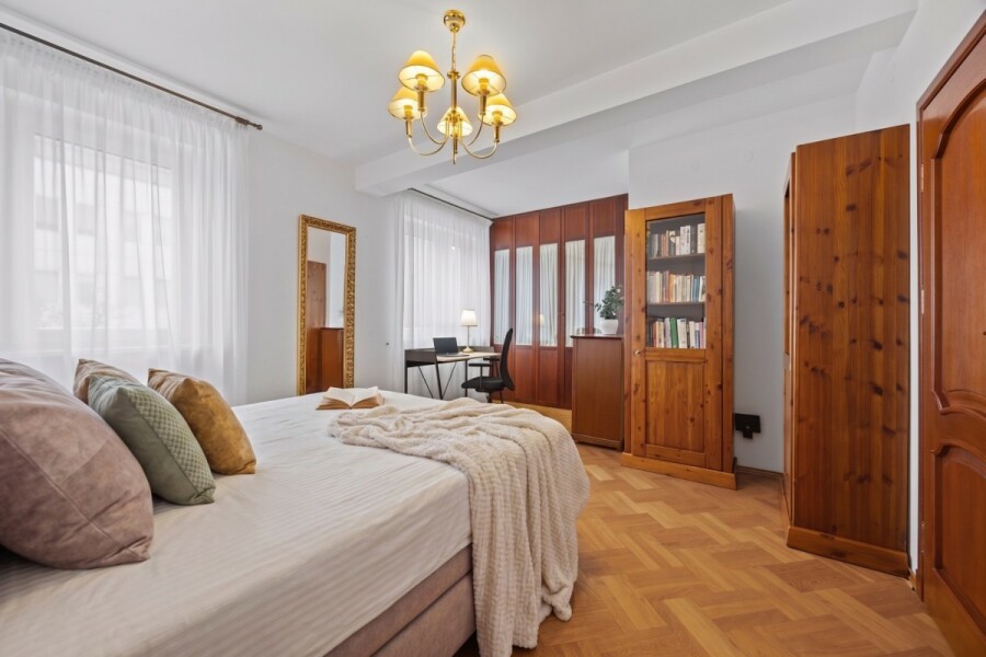 Warszawa, Ochota, Opaczewska, Przestrzeń domu, wygoda miasta! 125 m² przy parku.