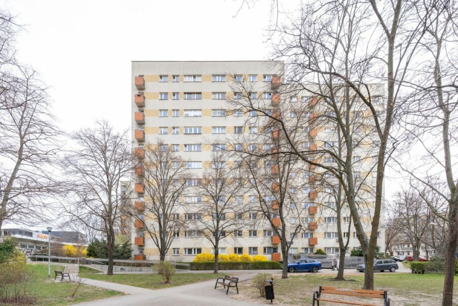 Warszawa, Mokotów, Kawalerka na Sadybie w zieleni i słońcu