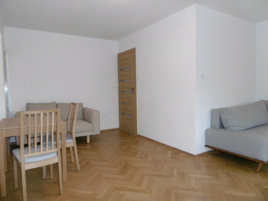 Warszawa, Śródmieście Muranów, Mordechaja Anielewicza, Zapraszam