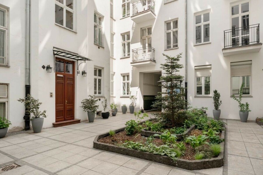 Warszawa, Śródmieście, Stanisława Noakowskiego, 4 pokoje | Balkon | Zabytkowa kamienica | Centrum
