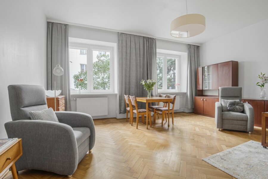 Warszawa, Śródmieście Powiśle, Fabryczna, 2 pokoje z balkonem | przedwojenna kamienica