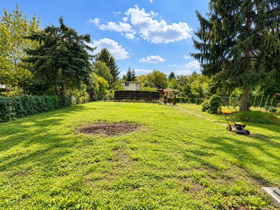 Warszawa, Praga-Południe, Aleja Jerzego Waszyngtona, Działka ROD 474 m² pełna zieleni | Prąd i Woda
