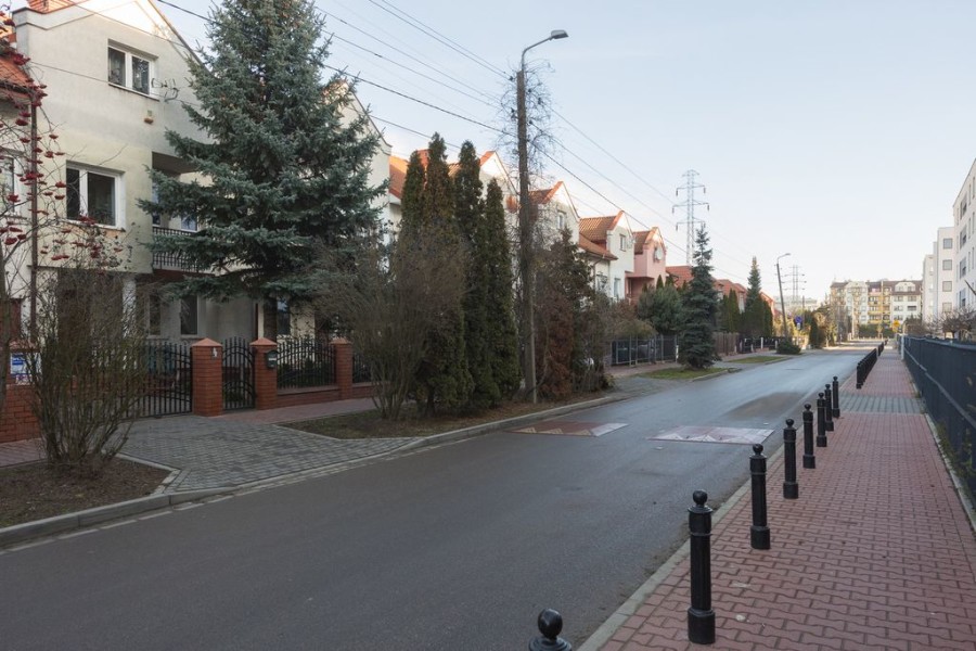 powiat wołomiński, Ząbki, Miła, Bezczynszowy segment z ogródkiem i garażem