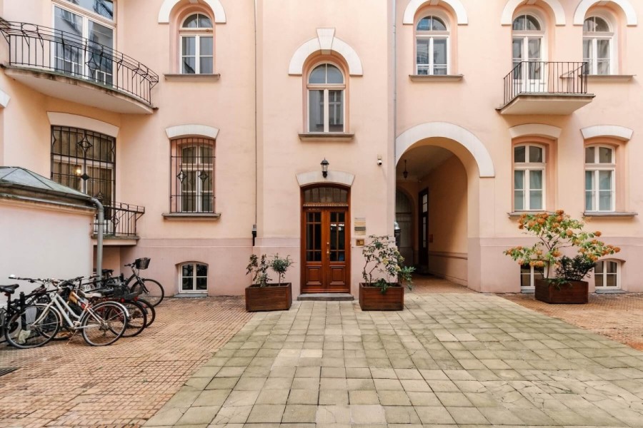 Warszawa, Ochota, Aleje Jerozolimskie, Perełka w kamienicy | 154 m2 | idealne na biuro