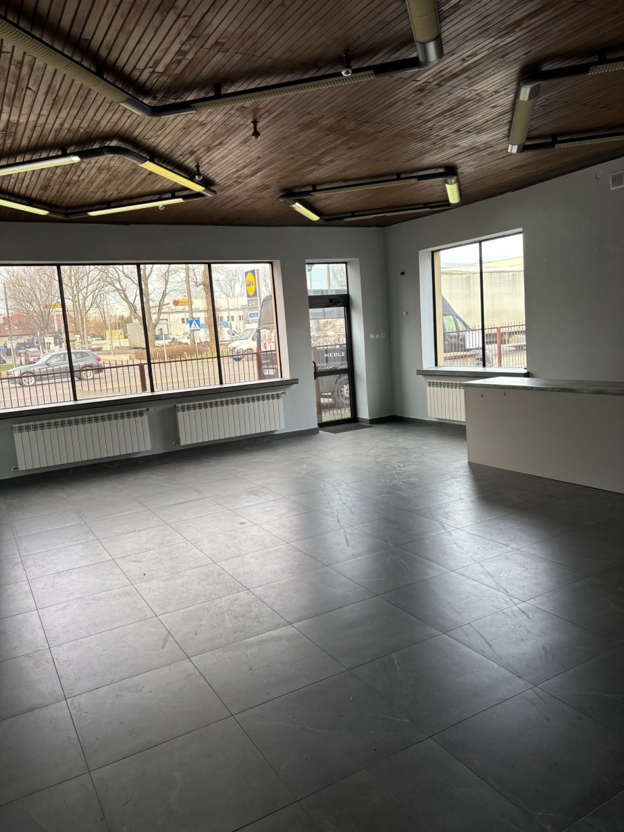powiat wołomiński, Marki, Centrum Marek, duża witryna
