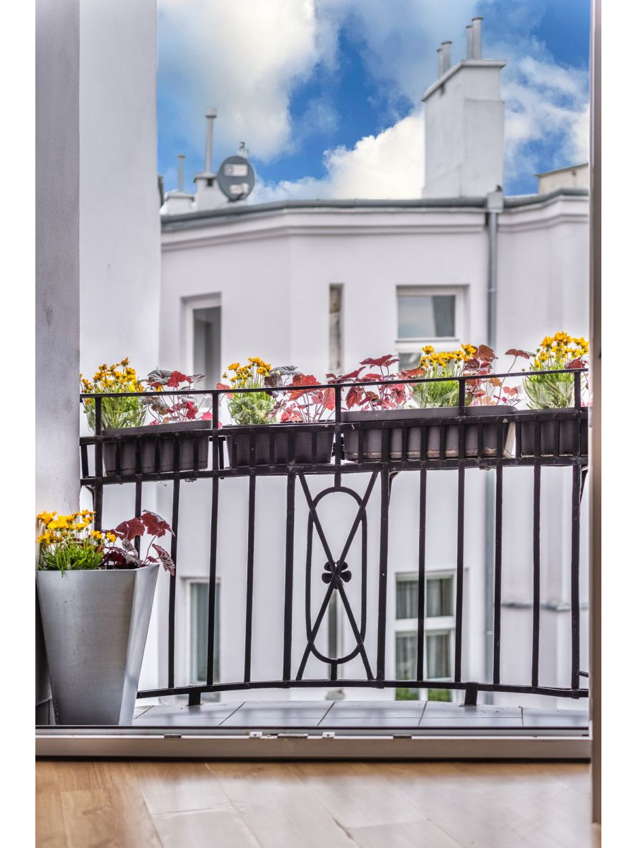 Warszawa, Mokotów Górny, Puławska, Studio z antresolą przy Placu Unii