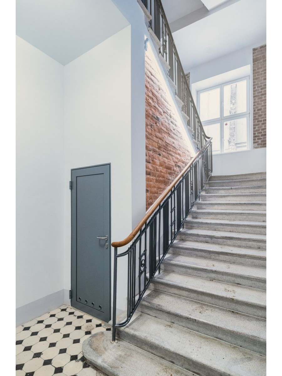 Warszawa, Mokotów Górny, Puławska, Studio z antresolą przy Placu Unii