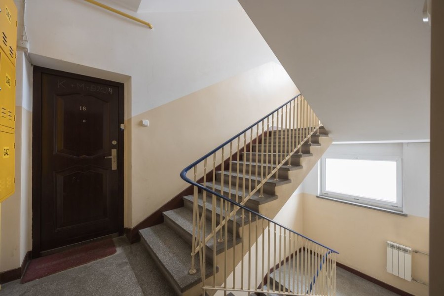 Warszawa, Mokotów Wierzbno, Mahatmy Gandhiego, Przy Metrze Oddzielna kuchnia Balkon Piwnica